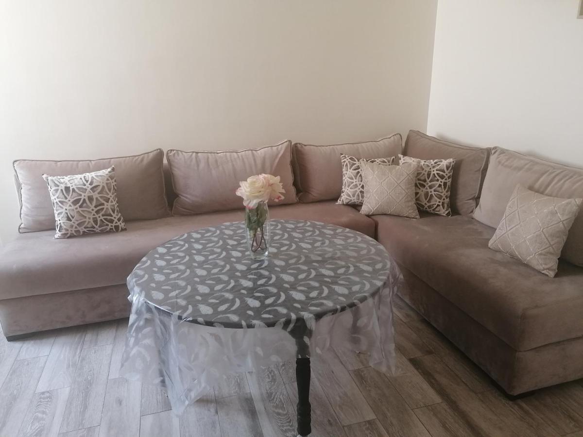 Appartement Pour Famille Εσαουίρα Εξωτερικό φωτογραφία